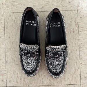 Donald Pliner Monochrome Patterned Flats